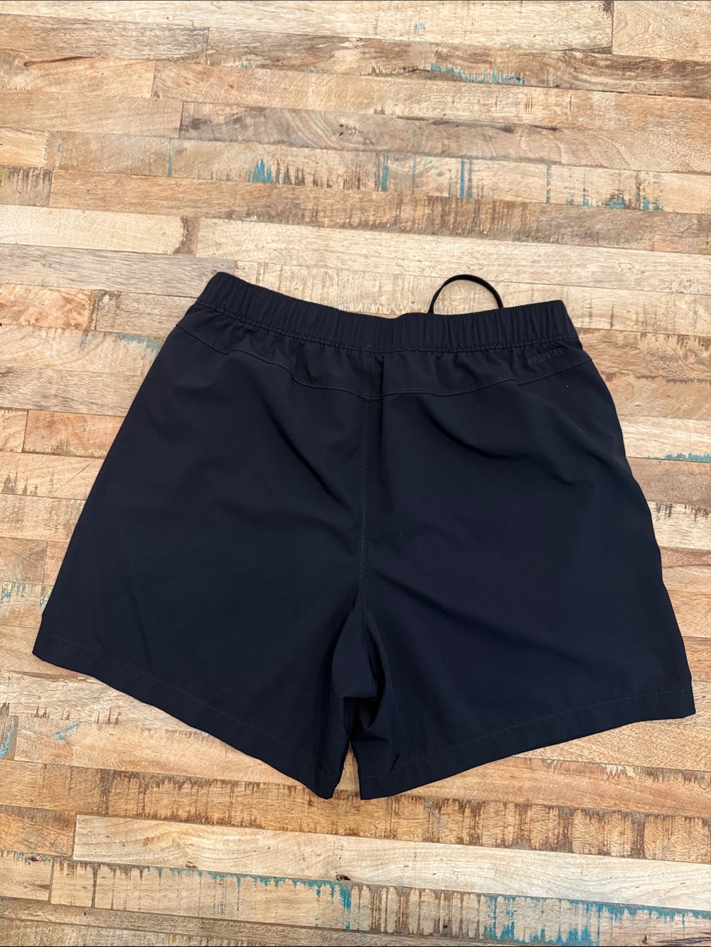 Hollister Black Drawstring Waist Shorts - Picture 3 of 3